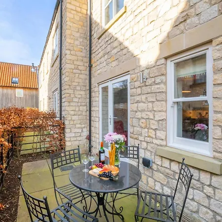 Cygnet 度假居 赫尔姆斯利